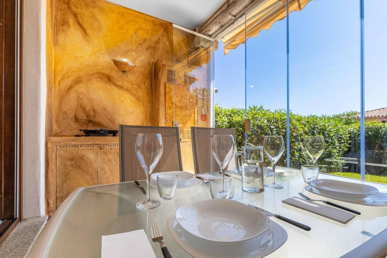 Casa Vacanze Lo Squalo Олбия Екстериор снимка